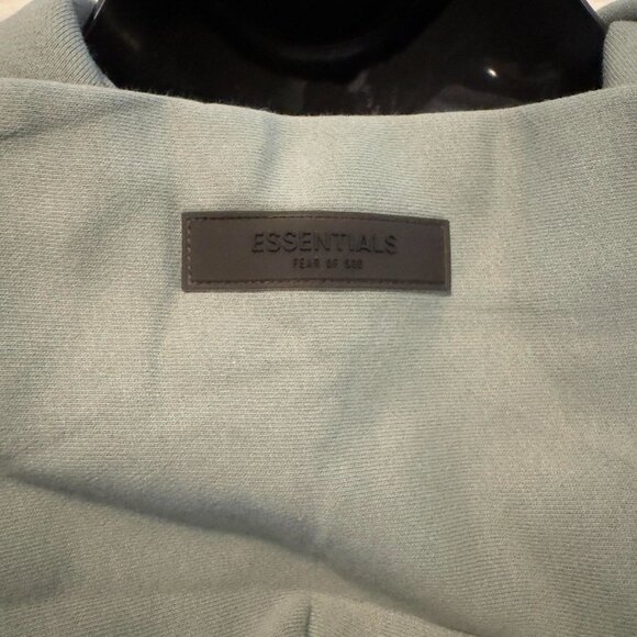 Fear of God Essentials Hoodie - Picture 4 of 5